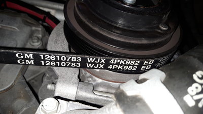 Référence courroie compresseur de clim.jpg