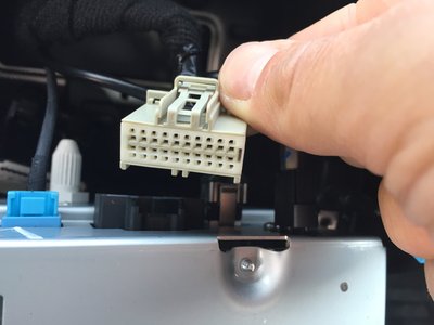 Connectique2 coté voiture.jpg