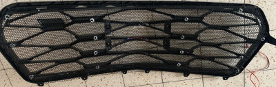 Grille avant dos.jpg