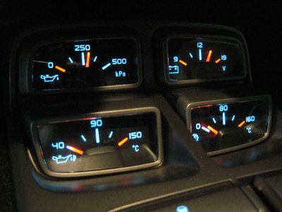 Manos habitacle 4 - moteur juste après démarrage - camaro à l'arrêt.JPG