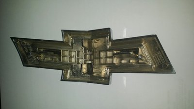 Logo calandre vue arrière.jpg